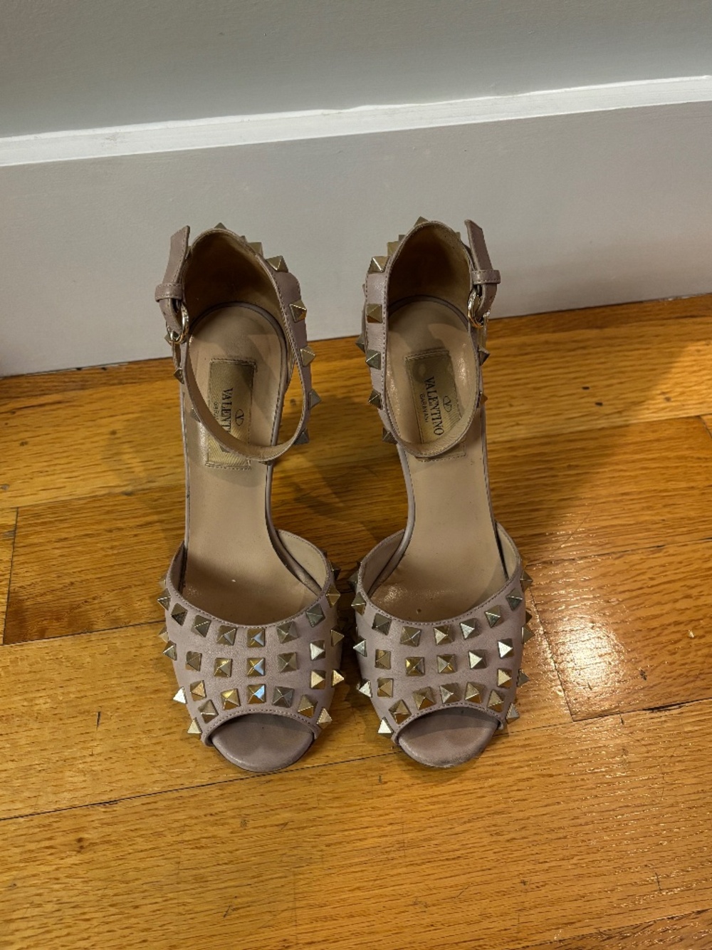 Valentino Pink Leather Rockstud Peep Toe Block Heel Sandals Size 36
